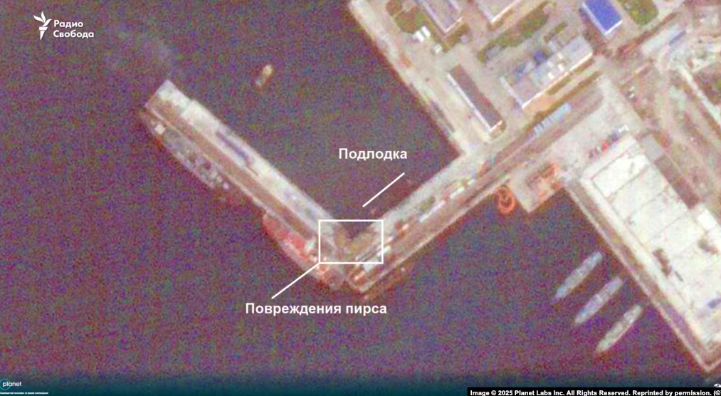 ЗМІ показали супутниковий знімок порту Новоросійська, де Україна підірвала підводний човен РФ