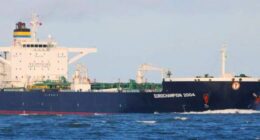 Британія хоче продавати російську нафту і віддавати гроші Україні