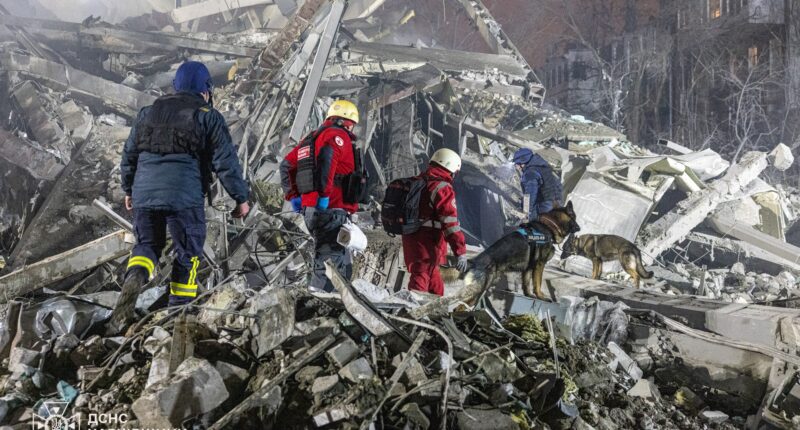 Розбір завалів