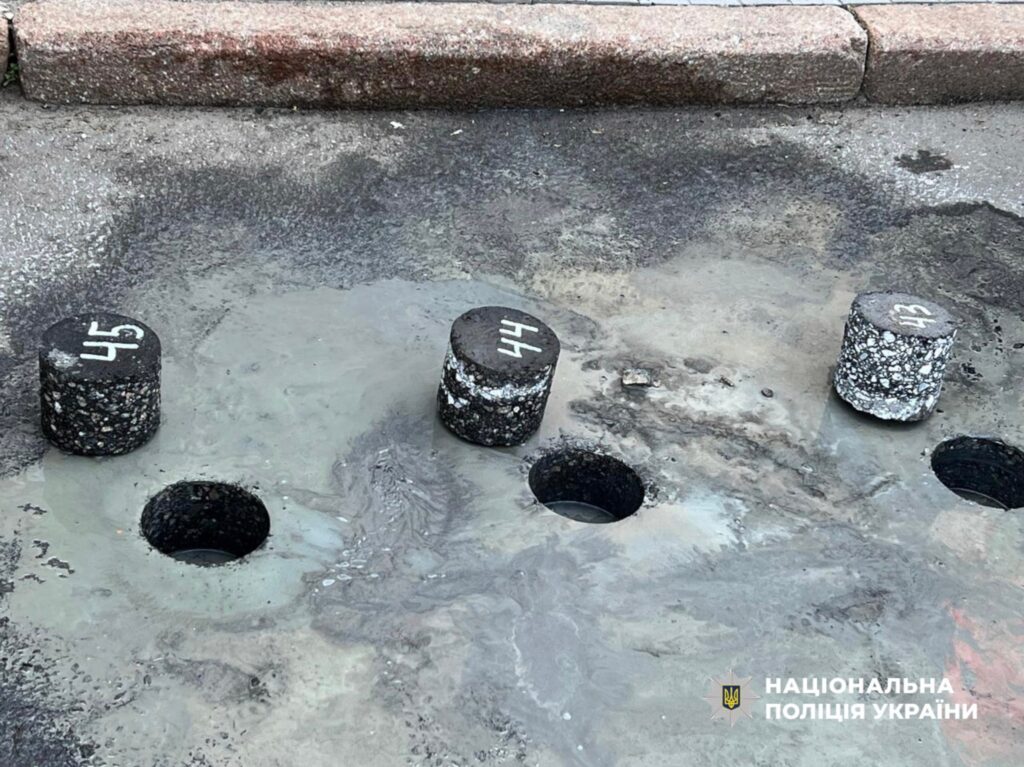 Поліція оголосила підозри посадовцям КМДА, які розікрали понад 4,5 млн грн лише на ремонті однієї вулиці 5