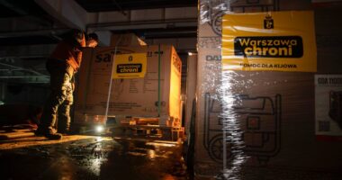 Генератори від Варшави