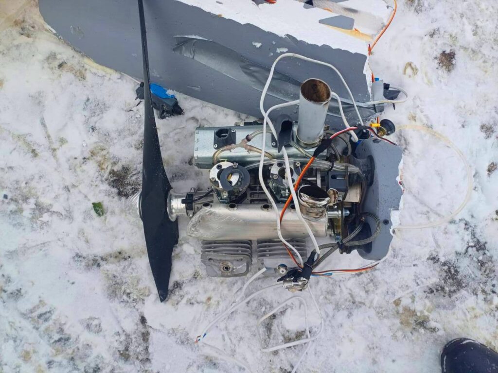 РФ почала керувати “шахедами” через Starlink 1