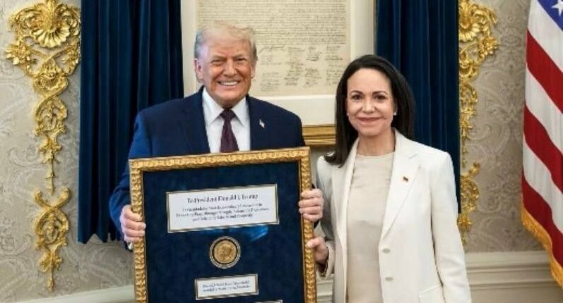 Президент США Дональд Трамп і лідерка опозиції Венесуелли Марія Коріна Мачадо