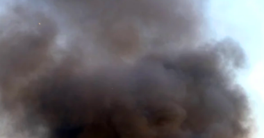 Йде дим від обстрілу