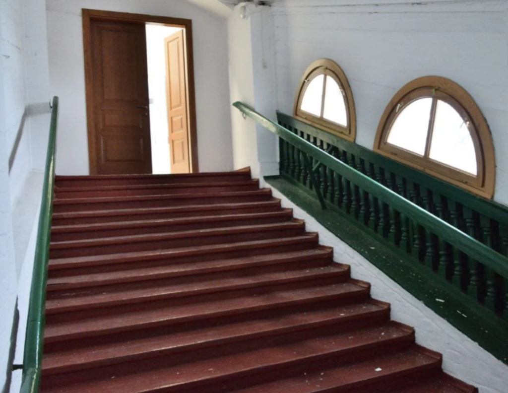 РФ вперше з початку війни пошкодила обстрілом Києво-Печерську лавру 3