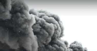 Удар по газу.