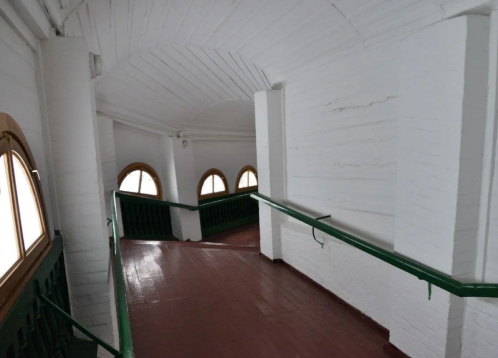 РФ вперше з початку війни пошкодила обстрілом Києво-Печерську лавру 1