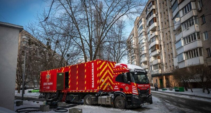 Багатоквартирний будинок, генератор