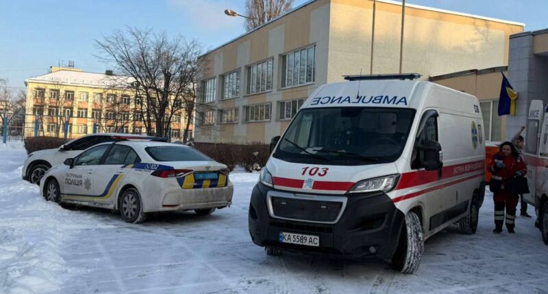 У Києві учень напав з ножем