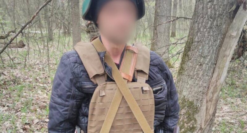 зрадник, що здавав окупантам військових