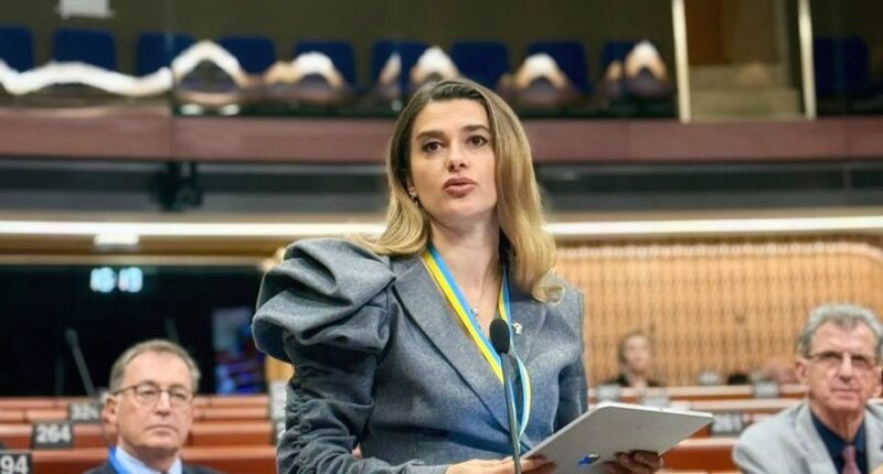 Лариса Білозір