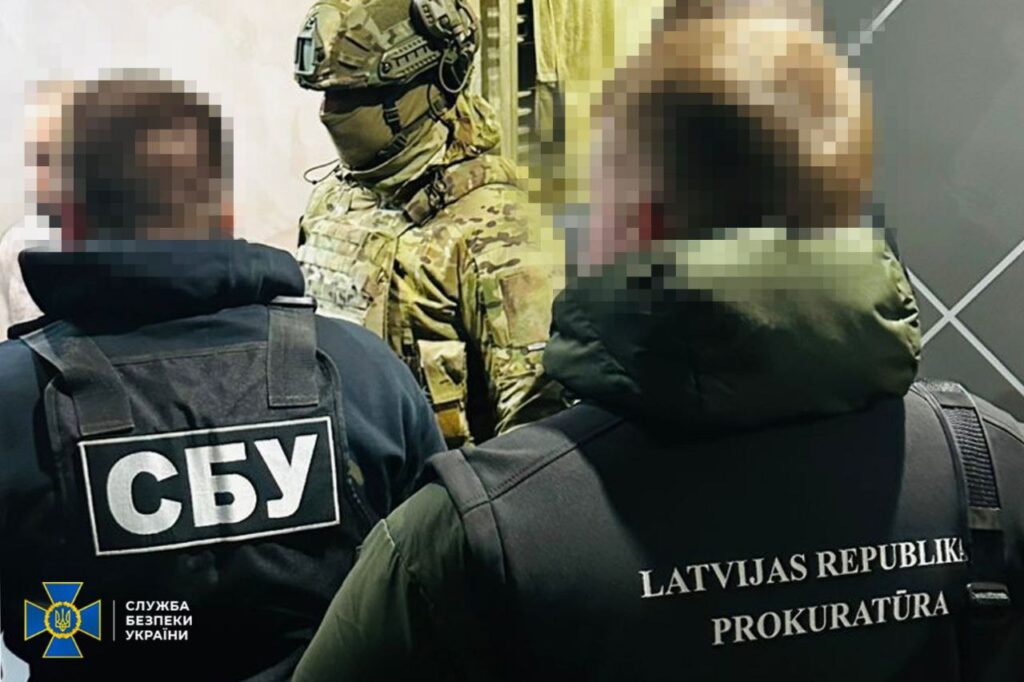 Українські правоохоронці разом із колегами з країн Балтії викрили “криптовалютників” 4