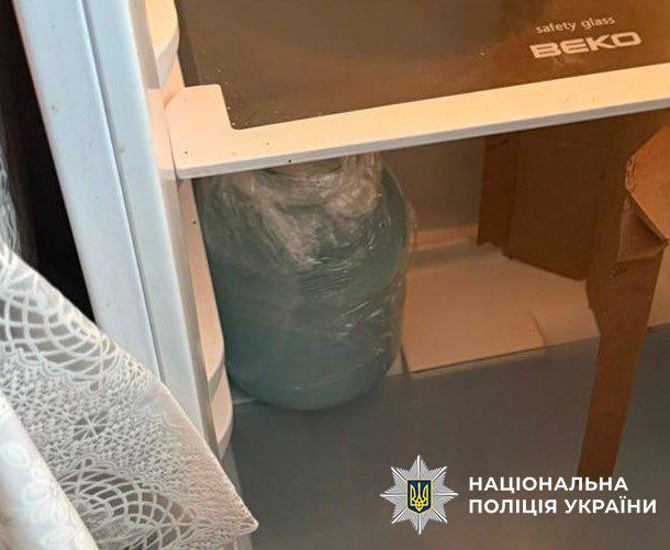 У Києві викрили курсантку ЗСУ і її подругу, які готували теракти 8