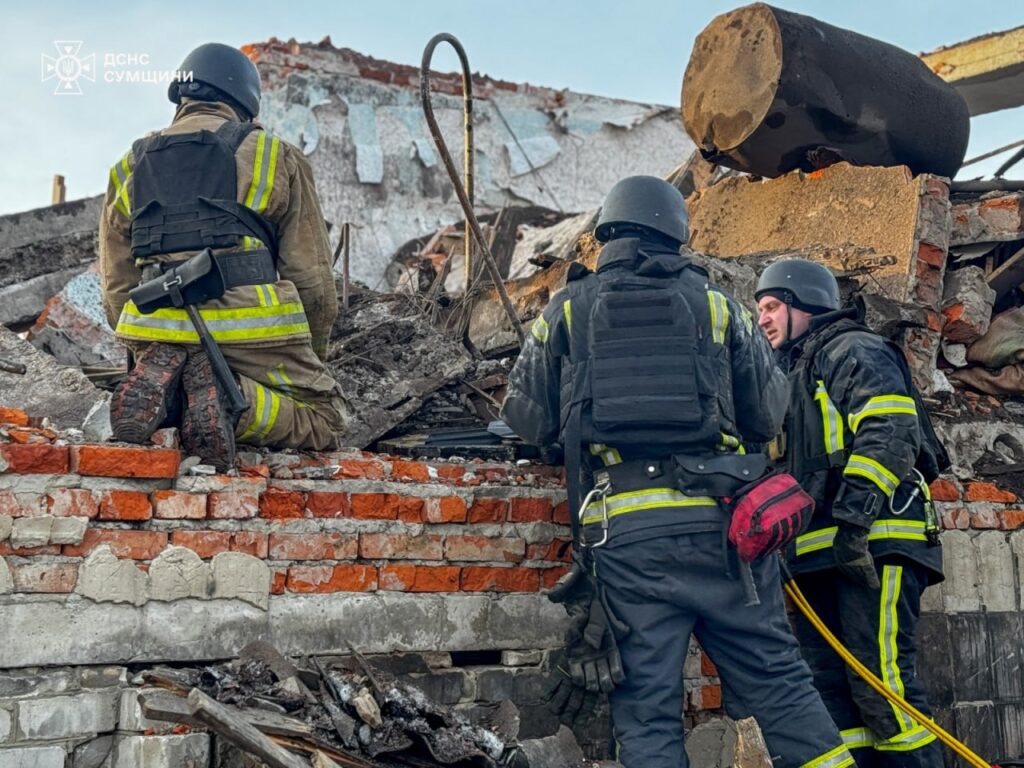 Армія РФ атакувала аграрне підприємство на Сумщині 2