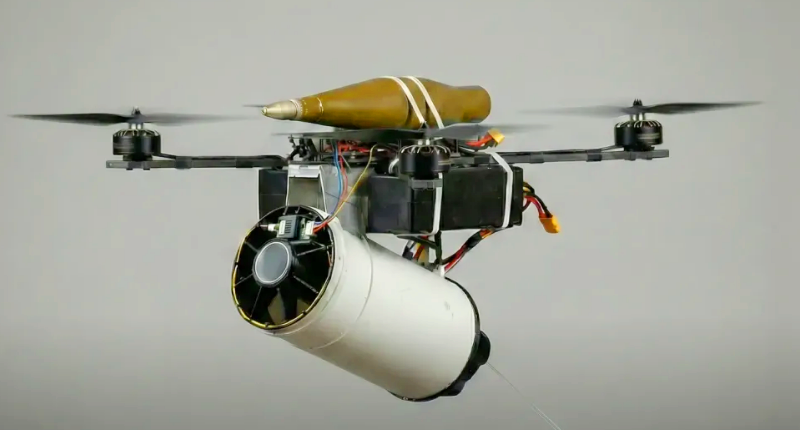 Новий український дрон "Батон Оптик"