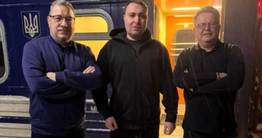 Українська делегація вирушила до Женеви