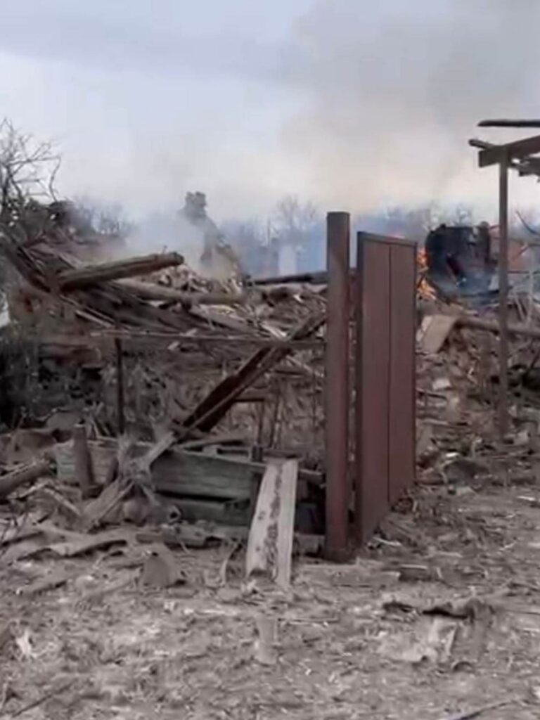 На Донеччині армія РФ скинула ФАБ на цивільний будинок 1