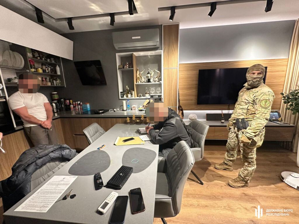 ДБР викрило схему поставок гнилих продуктів для ЗСУ і отримання мільйонних відкатів 4