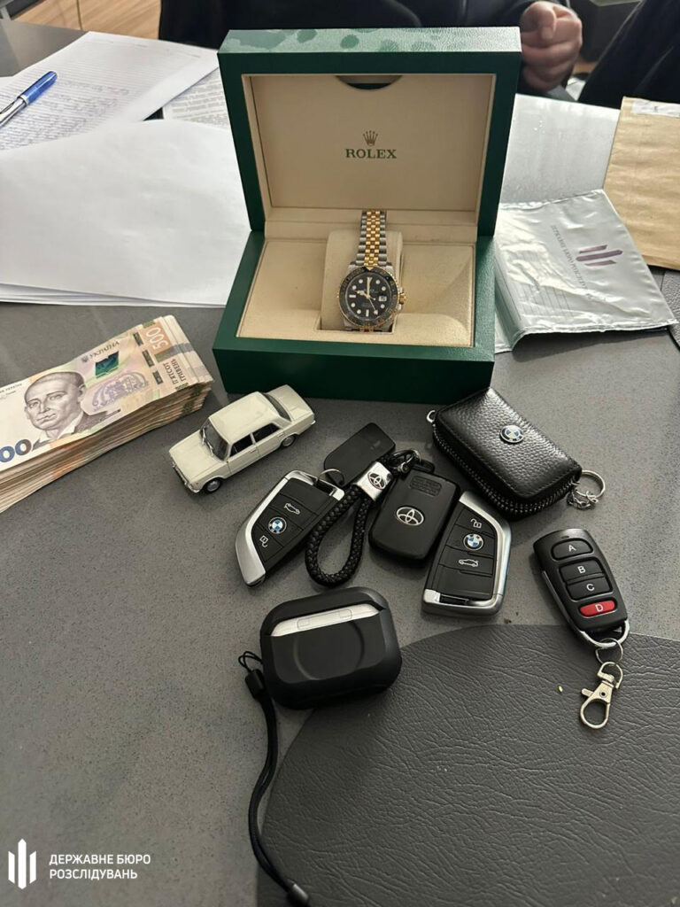 ДБР викрило схему поставок гнилих продуктів для ЗСУ і отримання мільйонних відкатів 6