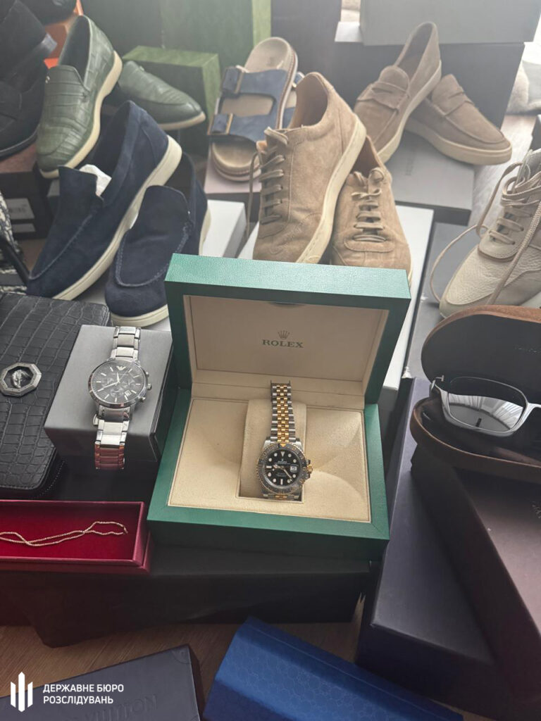 ДБР викрило схему поставок гнилих продуктів для ЗСУ і отримання мільйонних відкатів 7