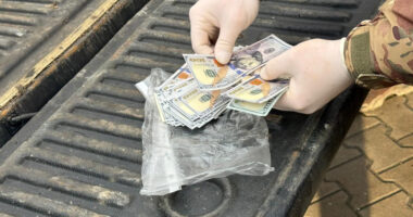 Судитимуть ексначальника Донецького ТЦК, який за $12 тис. обіцяв вивозити військових із частин