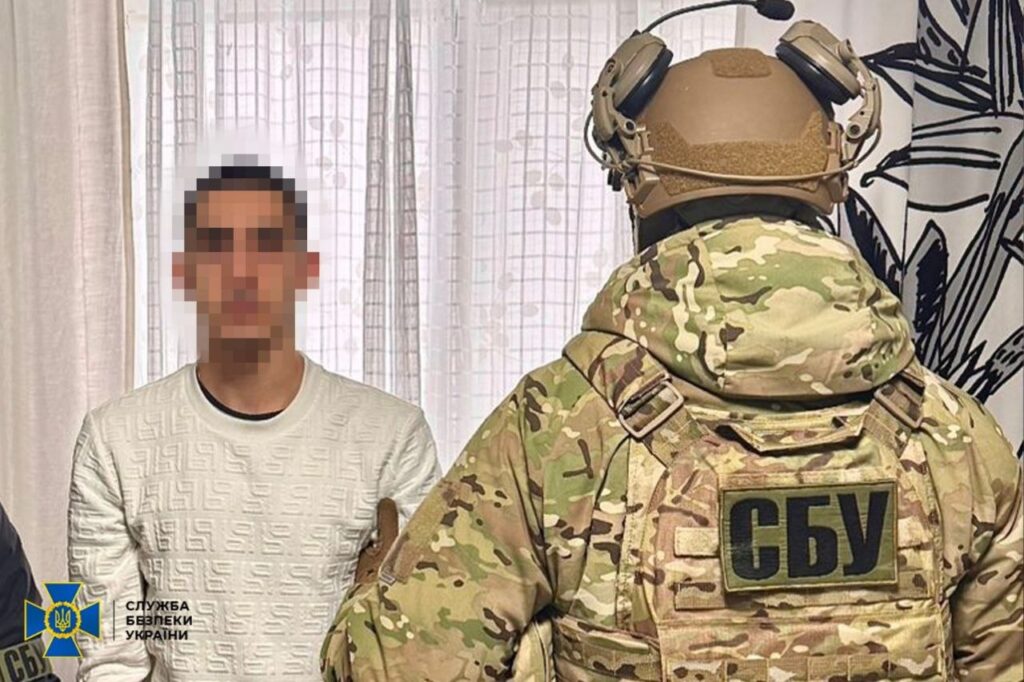 СБУ затримала російських кілерів, які готували вбивства в Україні 3