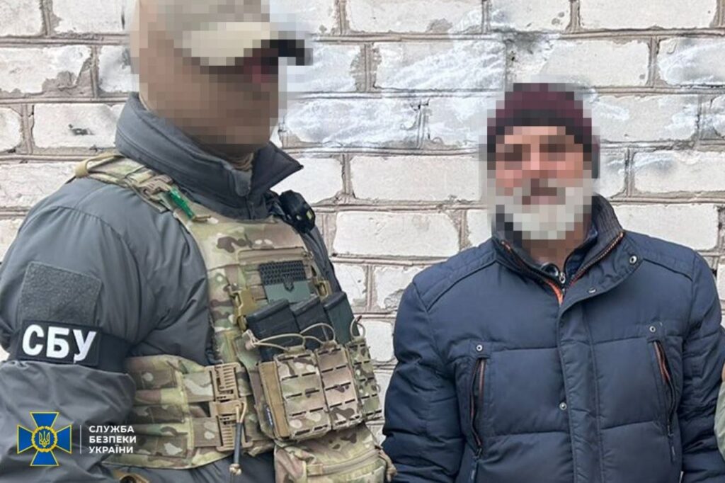 СБУ затримала російських кілерів, які готували вбивства в Україні 5