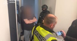 Обшуки у ексміністра