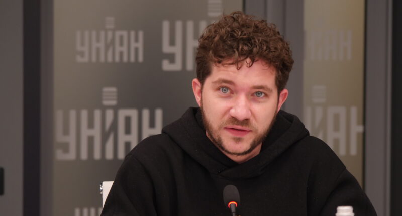 Олег Саакян