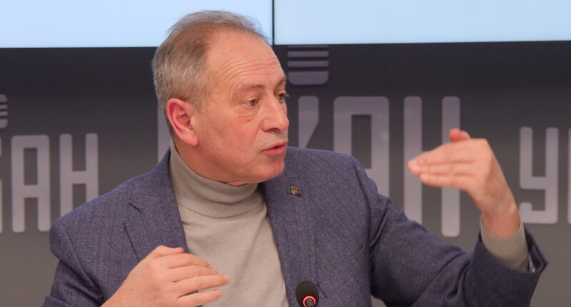 Микола Томенко