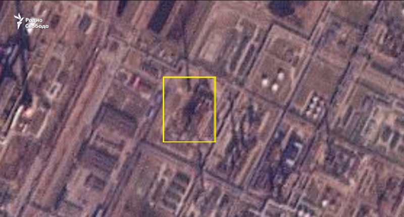 Наслідки удару по Киришському заводу.