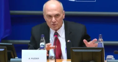 Ендрю Паздер