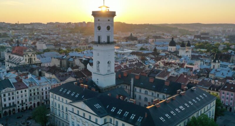 СБУ прийшли з обшуками до Львівської мерії