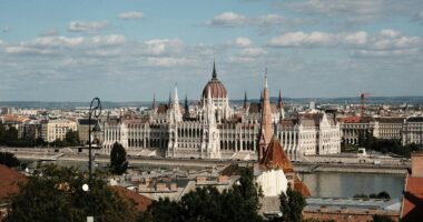 Угорщина дала Україні три дні