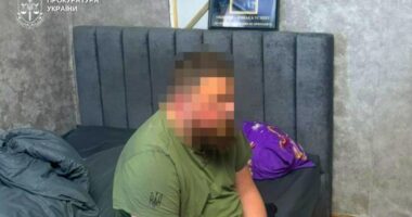 На Дніпропетровщині викрили шахраїв, які під виглядом “єДопомоги” виманили у людей 5 млн грн