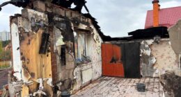 Зруйнований будинок посадовця