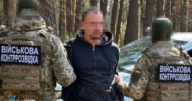 У лавах ДПСУ викрили “крота”, який прокладав для РФ маршрути повітряних атак по Києву і Чернігівщині