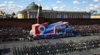 Парад в Москві