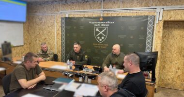 Призначення командувача