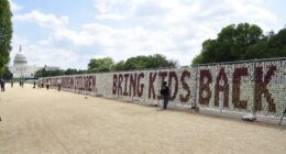 у Вашингтоні створили інсталяцію на честь викрадених з України дітей