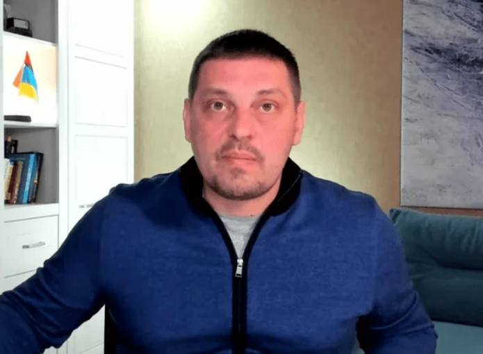 Блогер Володимир Золкін