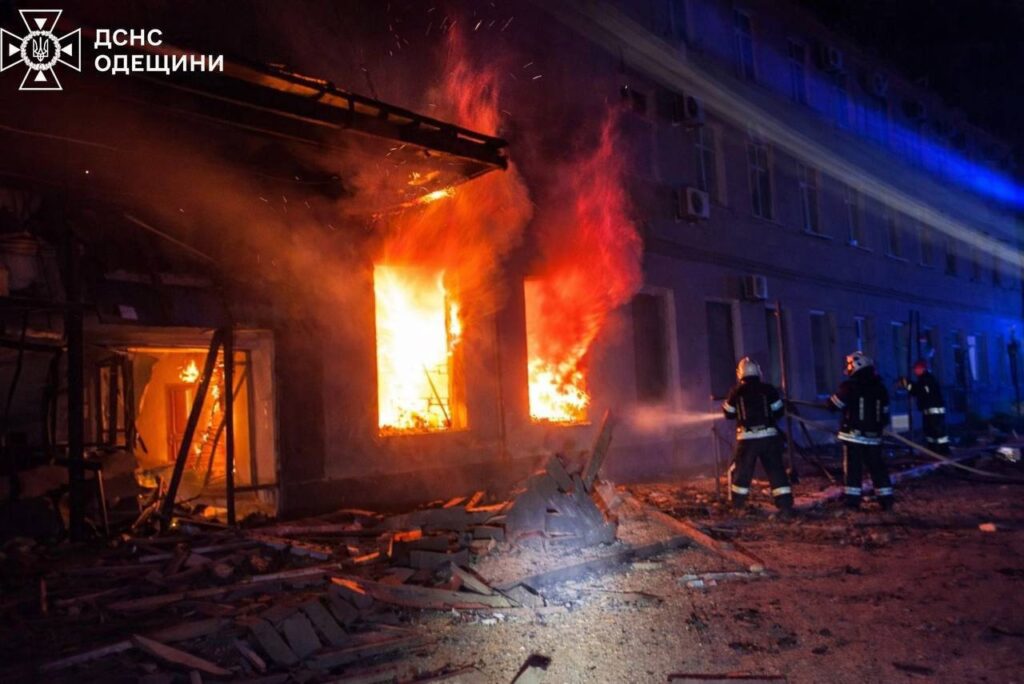 Армія РФ атакувала Україну дронами і балістикою 8