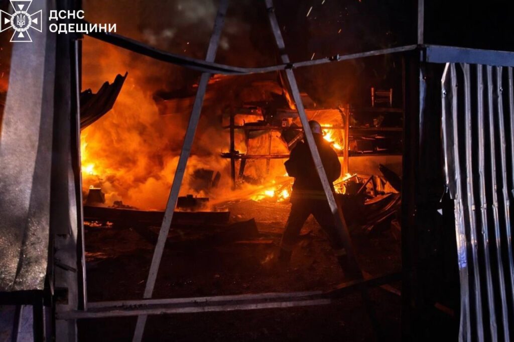 Армія РФ атакувала Україну дронами і балістикою 9