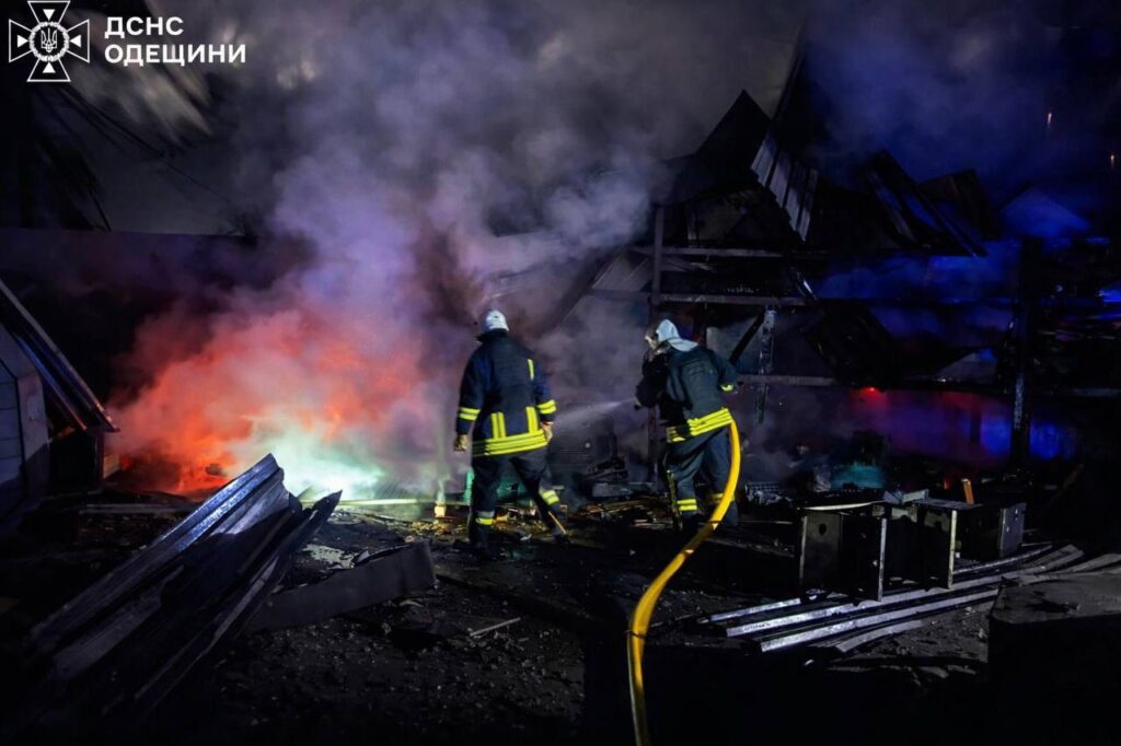 Армія РФ атакувала Україну дронами і балістикою 10