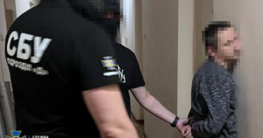 СБУ викрила високопосадовця Херсонської міськради, який вимагав “відкати” за Starlink