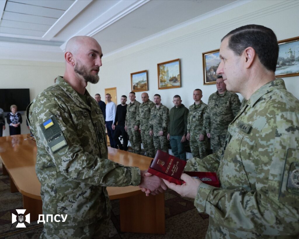 В Україні прикордонникам вручили державні нагороди та відомчі відзнаки 7