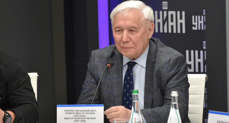 Єхануров про уряд