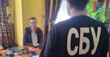 СБУ спіймала “крота”, який шпигував за оборонними заводами в Україні