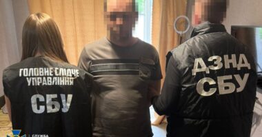 СБУ спіймала “на гарячому” зрадника, який “зливав” РФ локації військових в Одесі