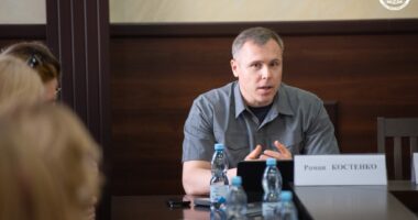 Народний депутат України Роман Костенко
